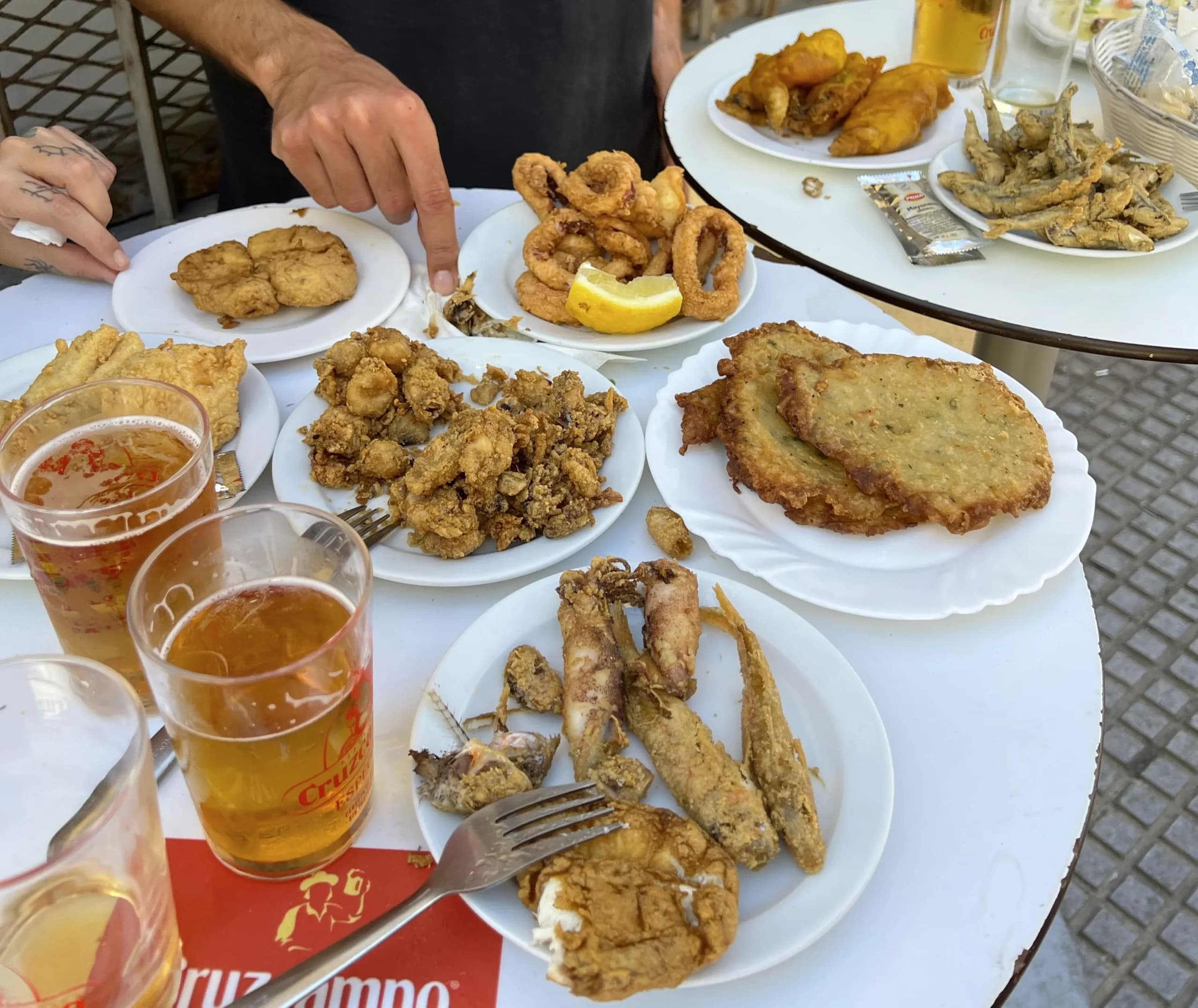 Los mejores sitios para comer pescado frito en Cádiz